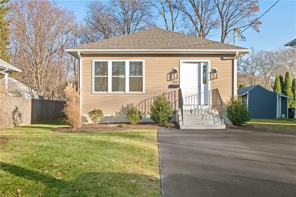 502 Oaklawn Avenue Cranston RI 02920