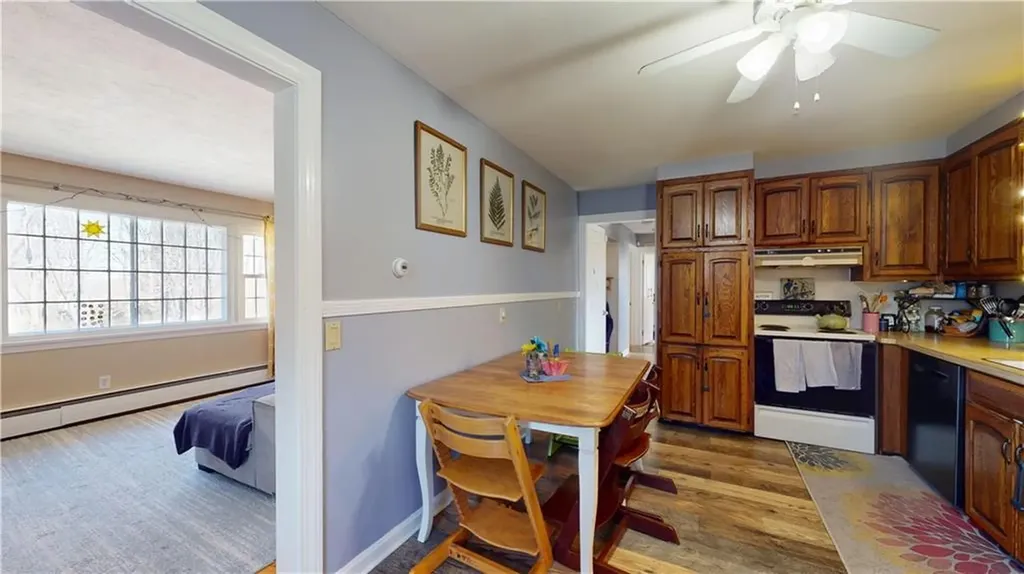 8 Penston Avenue Westerly RI 02891