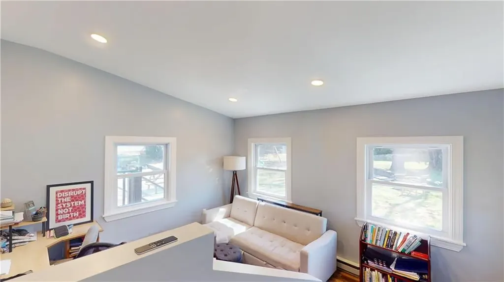 8 Penston Avenue Westerly RI 02891