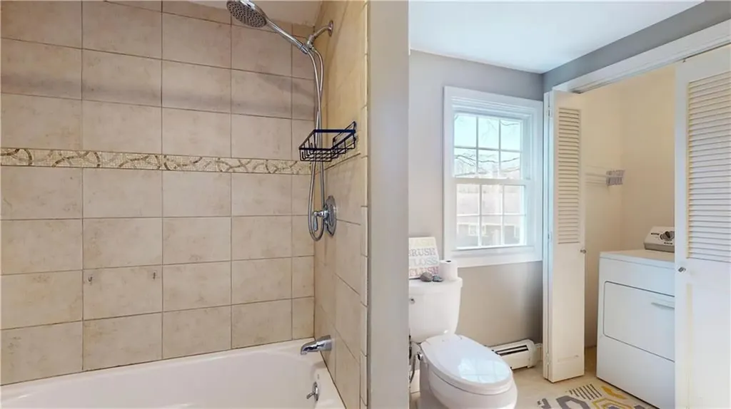 8 Penston Avenue Westerly RI 02891