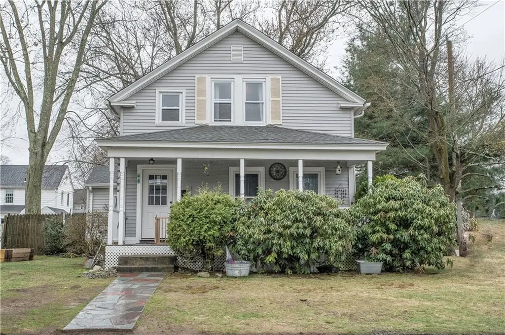 48 Natick Avenue Warwick RI 02886