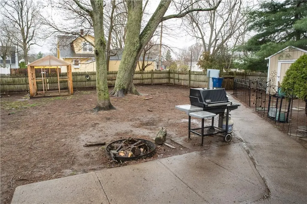 48 Natick Avenue Warwick RI 02886
