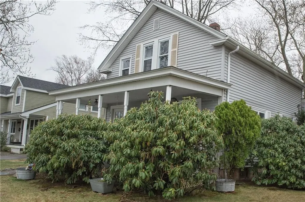 48 Natick Avenue Warwick RI 02886