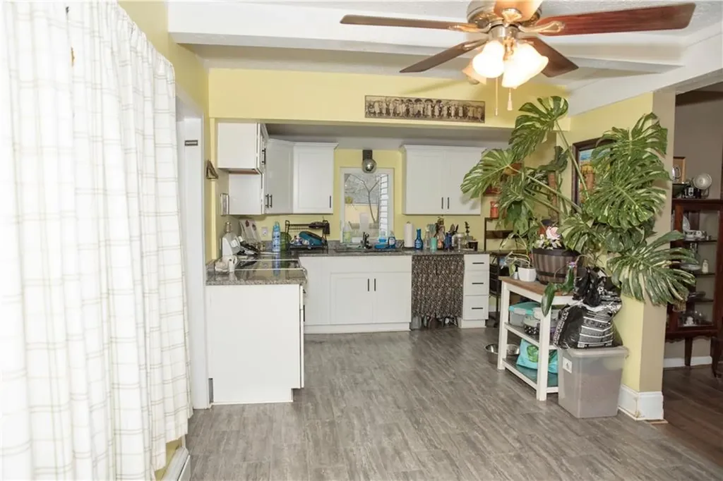 48 Natick Avenue Warwick RI 02886