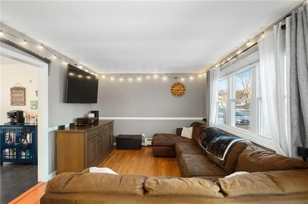 6 Doreen Drive Westerly RI 02891