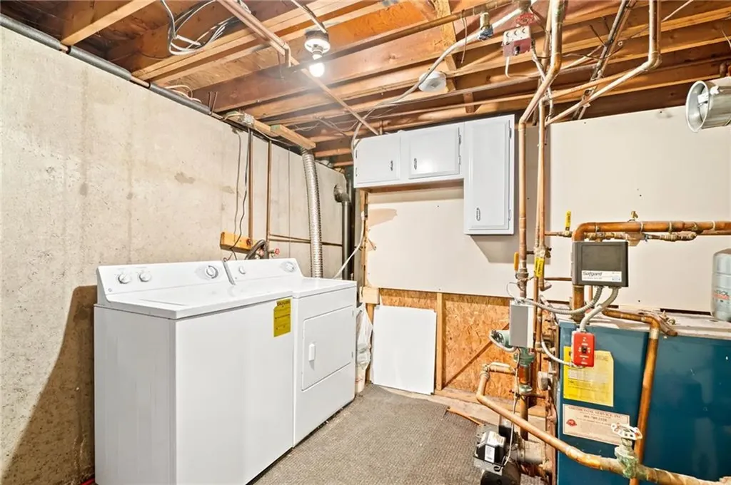 6 Doreen Drive Westerly RI 02891