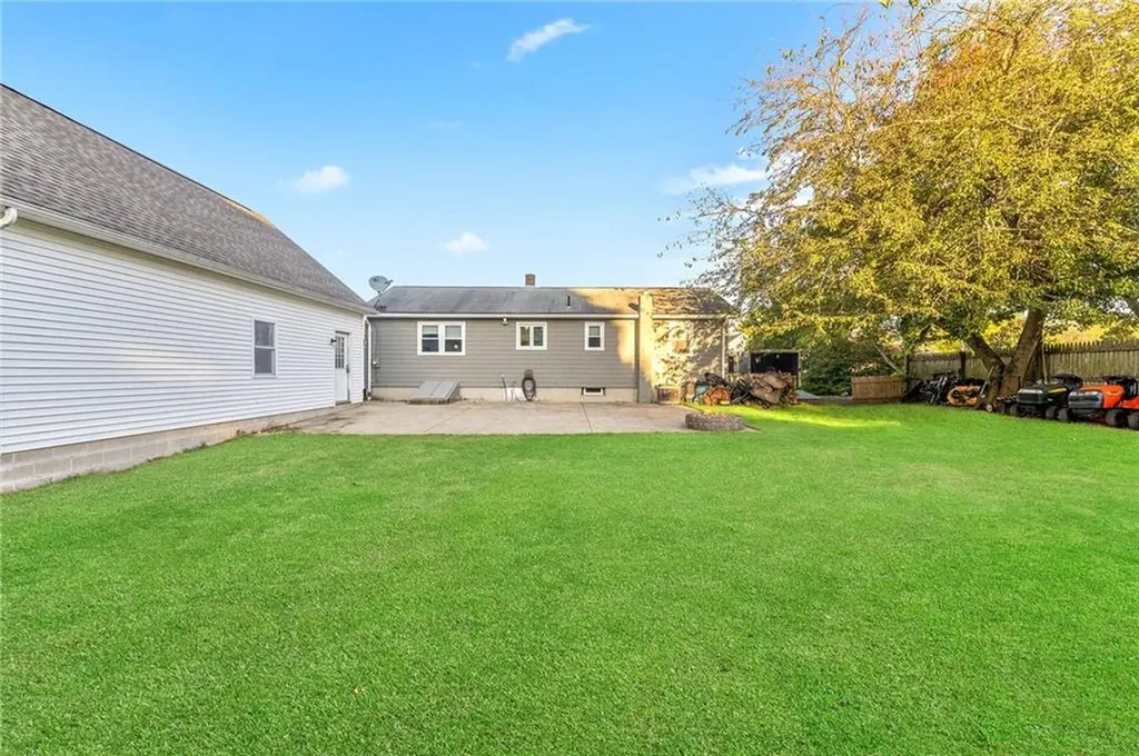 6 Doreen Drive Westerly RI 02891
