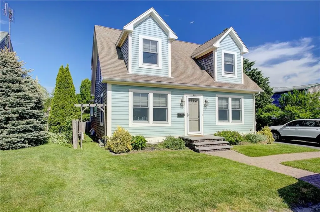 40 Holten Avenue Newport RI 02840