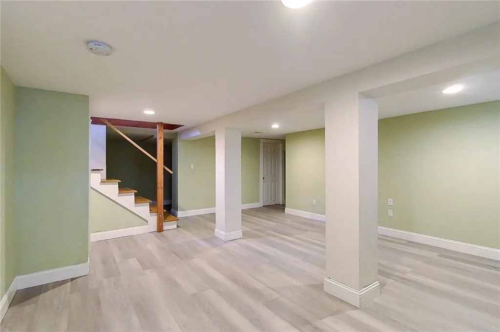 40 Holten Avenue Newport RI 02840
