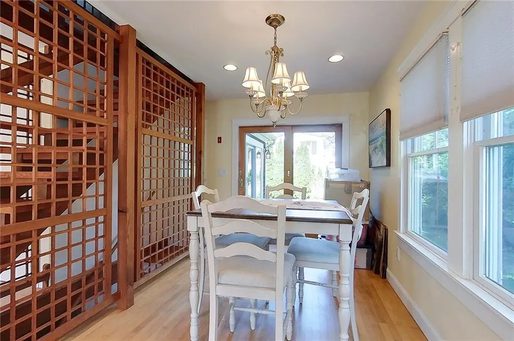 40 Holten Avenue Newport RI 02840