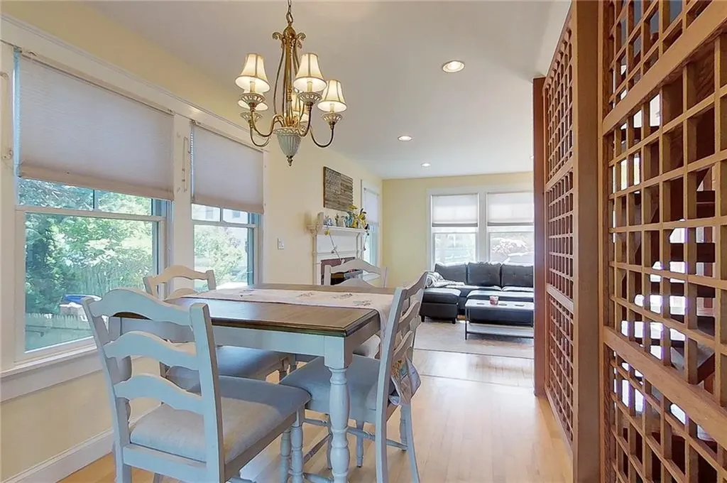 40 Holten Avenue Newport RI 02840