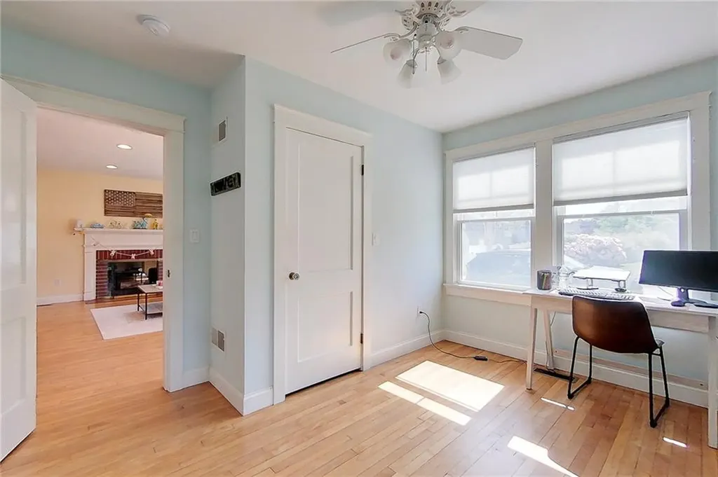 40 Holten Avenue Newport RI 02840