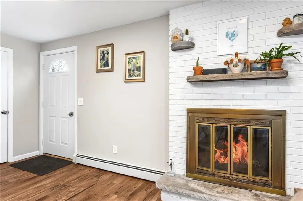 100 East Greenwich Avenue West Warwick RI 02893