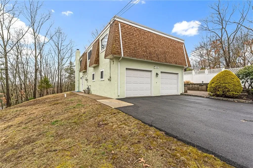 100 East Greenwich Avenue West Warwick RI 02893
