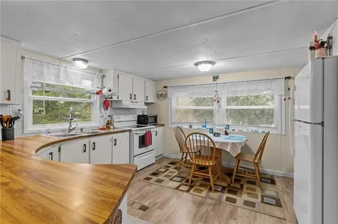 465 Gardiner Road Richmond RI 02892