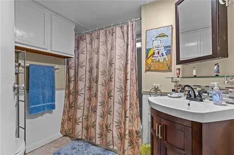 465 Gardiner Road Richmond RI 02892