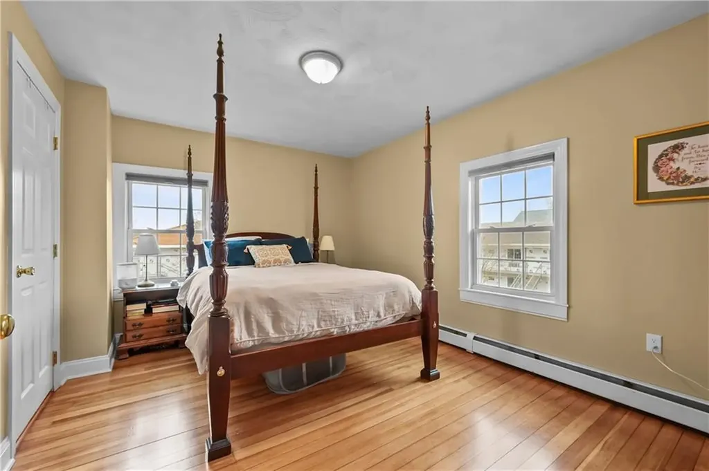 1880 Broad Street Cranston RI 02905