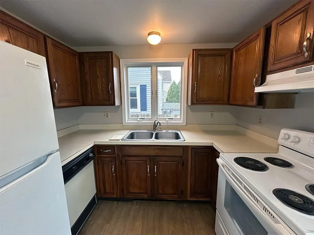 10 Sagamore Street Newport RI 02840
