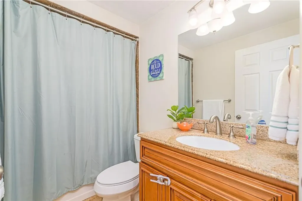 83 Michigan Avenue Warwick RI 02888