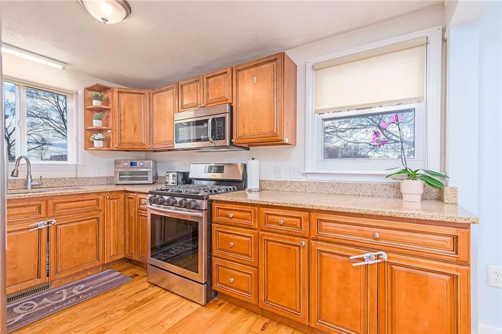 83 Michigan Avenue Warwick RI 02888