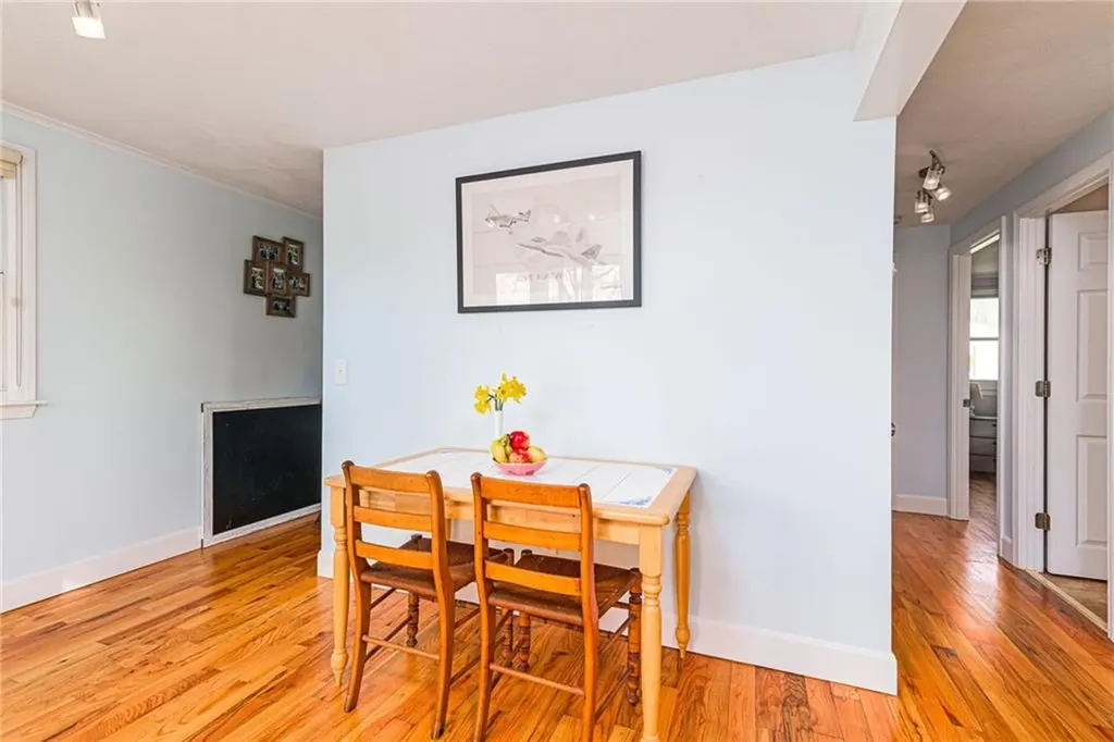 83 Michigan Avenue Warwick RI 02888