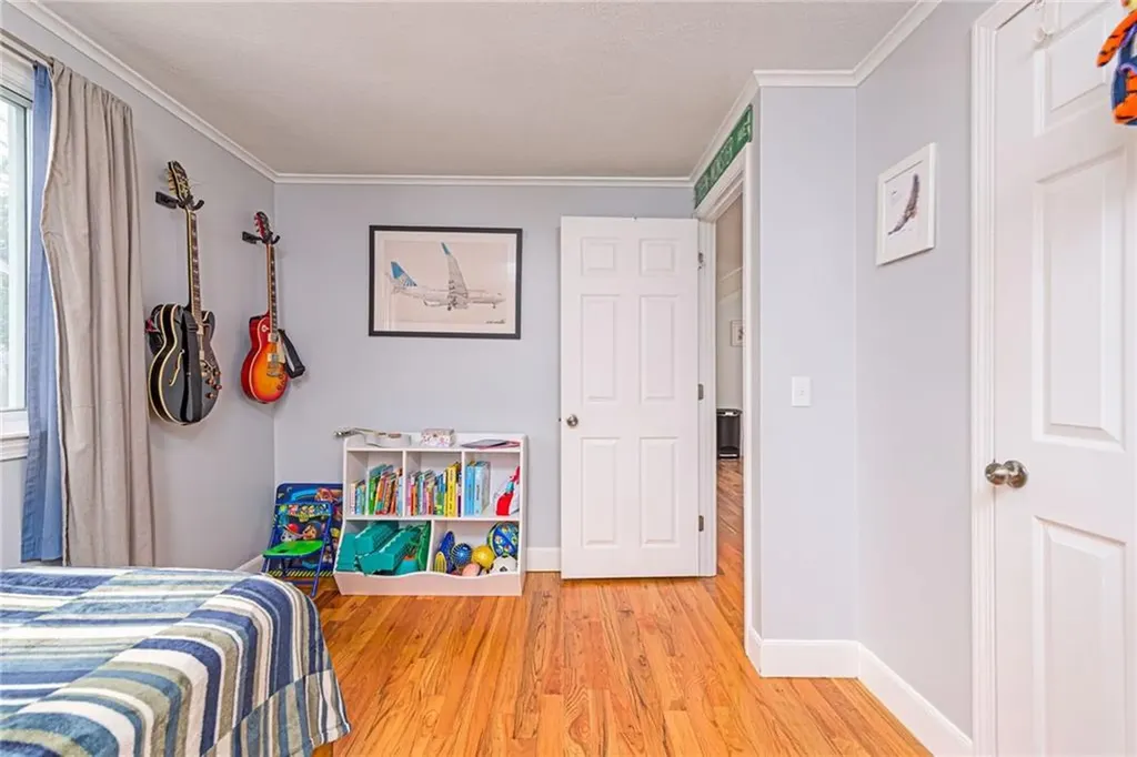 83 Michigan Avenue Warwick RI 02888