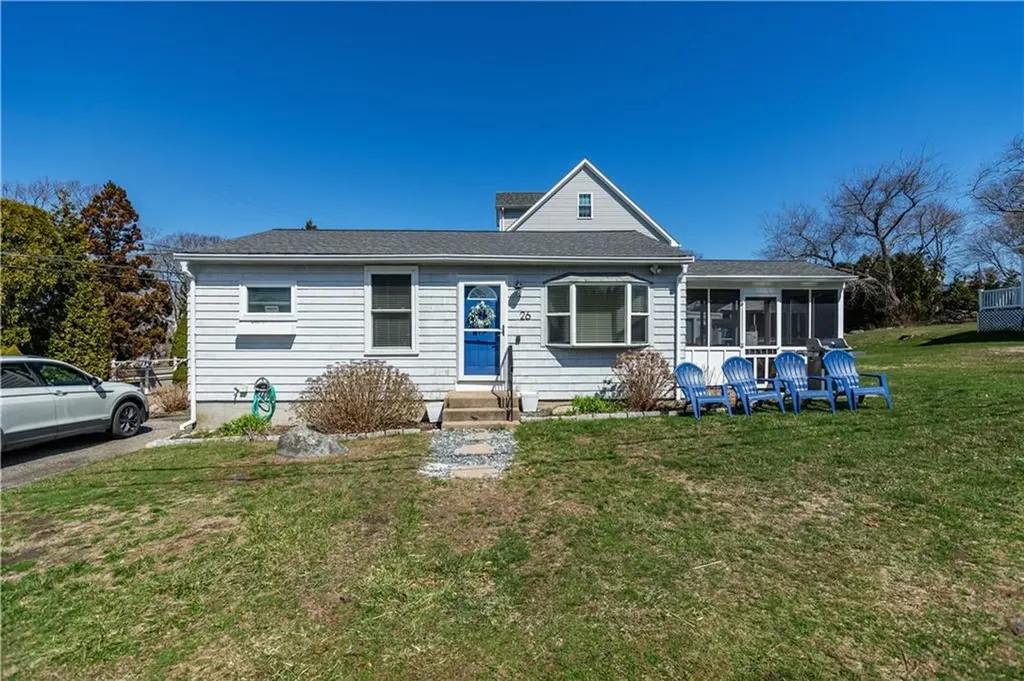 26 Richard Smith Road Narragansett RI 02882