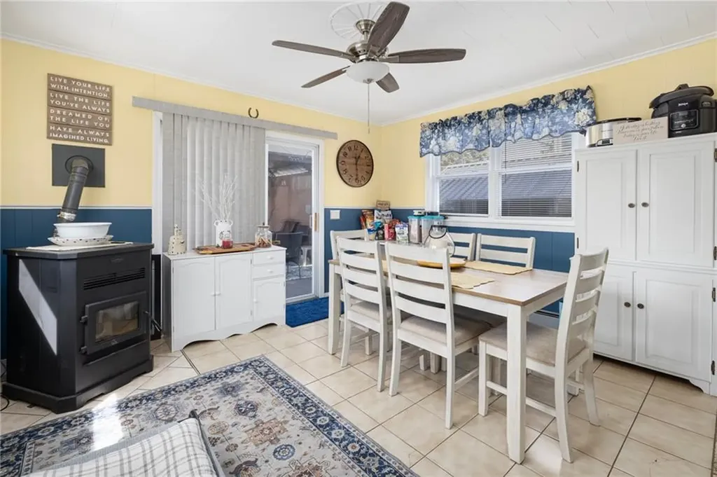 15 White Court North Providence RI 02911