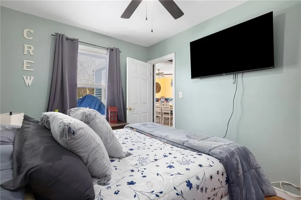 15 White Court North Providence RI 02911