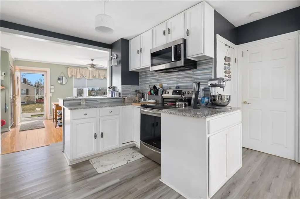 15 White Court North Providence RI 02911