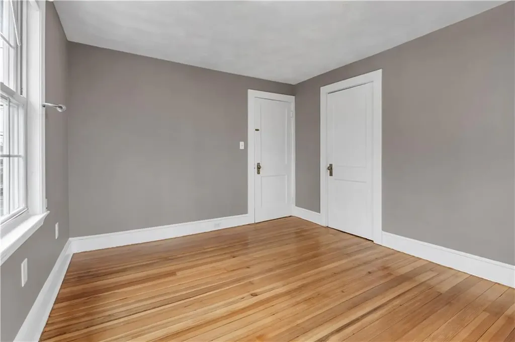 2489 Pawtucket Avenue East Providence RI 02914