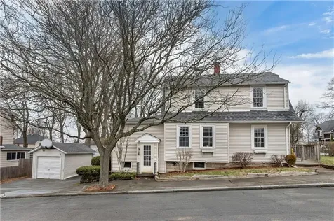 2489 Pawtucket Avenue East Providence RI 02914