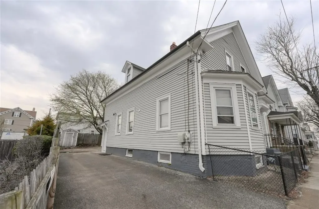 174 Silver Spring Street Providence RI 02904