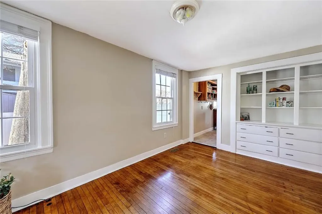 92 Water Street Warren RI 02885