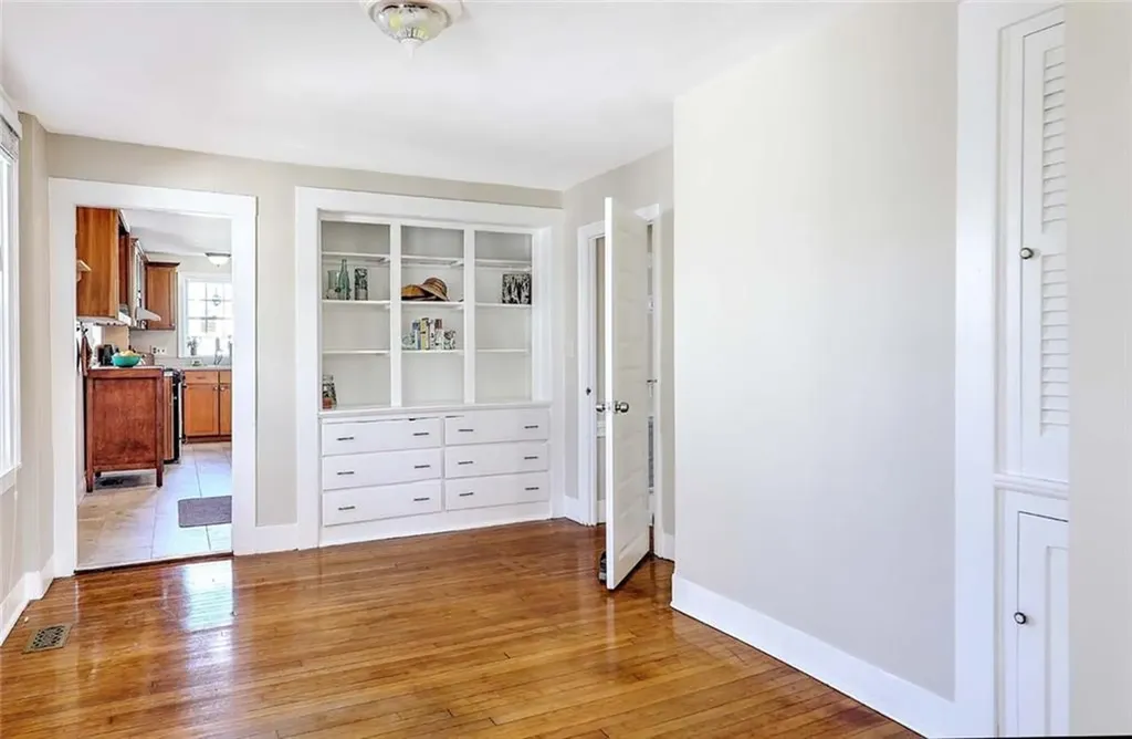 92 Water Street Warren RI 02885