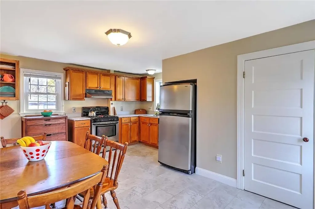 92 Water Street Warren RI 02885