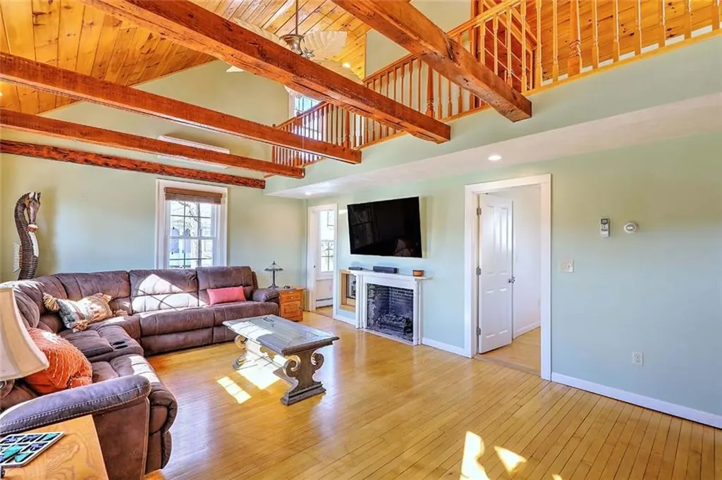 92 Water Street Warren RI 02885