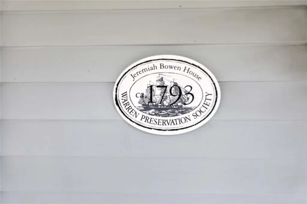 92 Water Street Warren RI 02885