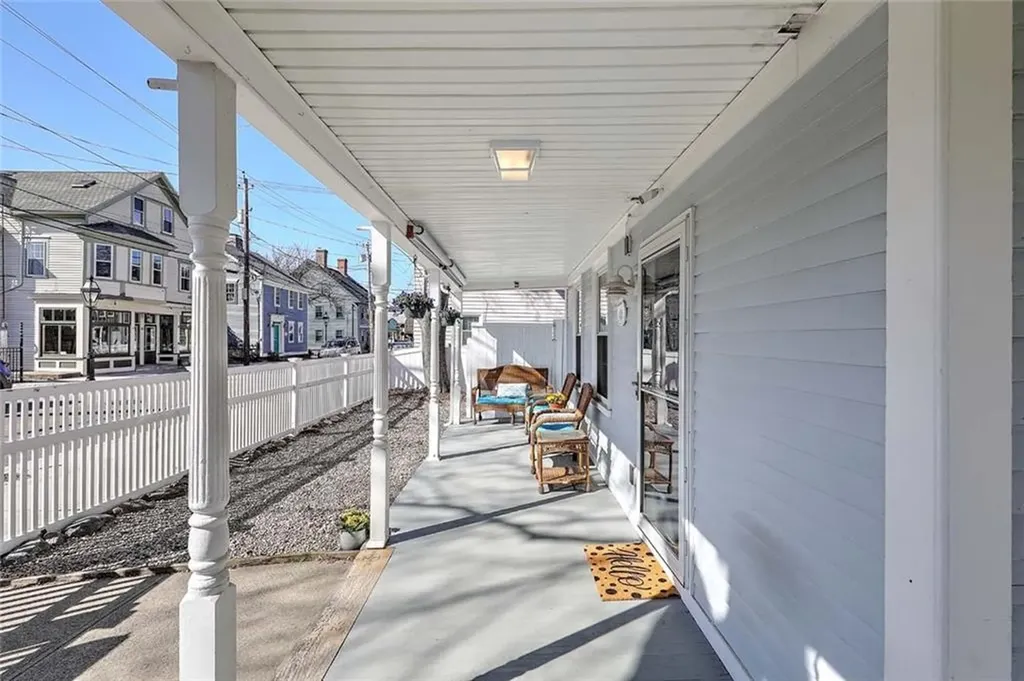 92 Water Street Warren RI 02885