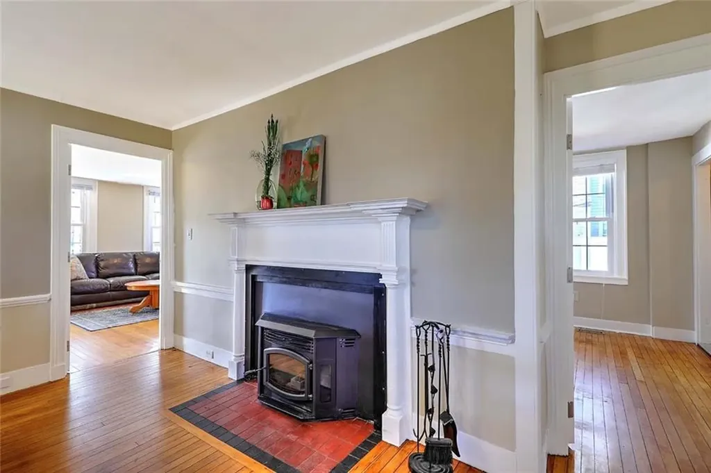 92 Water Street Warren RI 02885