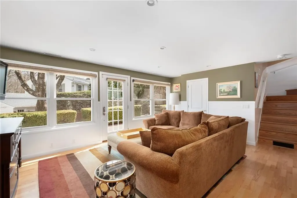 30 Brookway Road Providence RI 02906