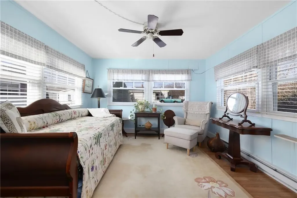 27 Woodward Road Lincoln RI 02865