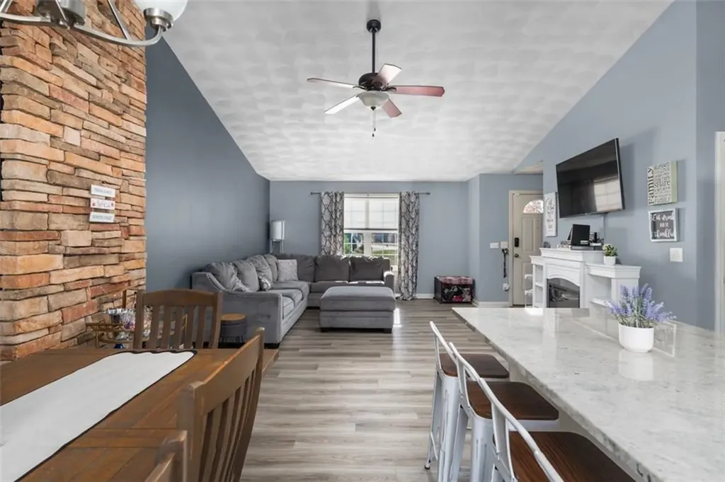 367 Asylum Road Warwick RI 02886