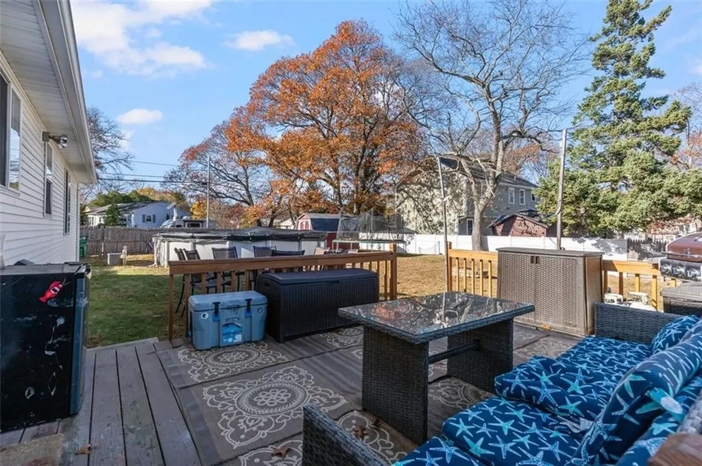 367 Asylum Road Warwick RI 02886