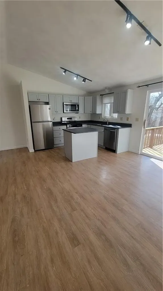 7 Lilly Lane Narragansett RI 02882