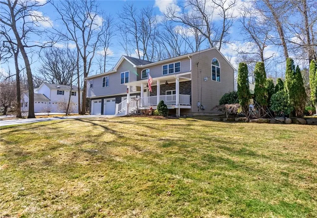 15 Dayton Avenue Johnston RI 02919