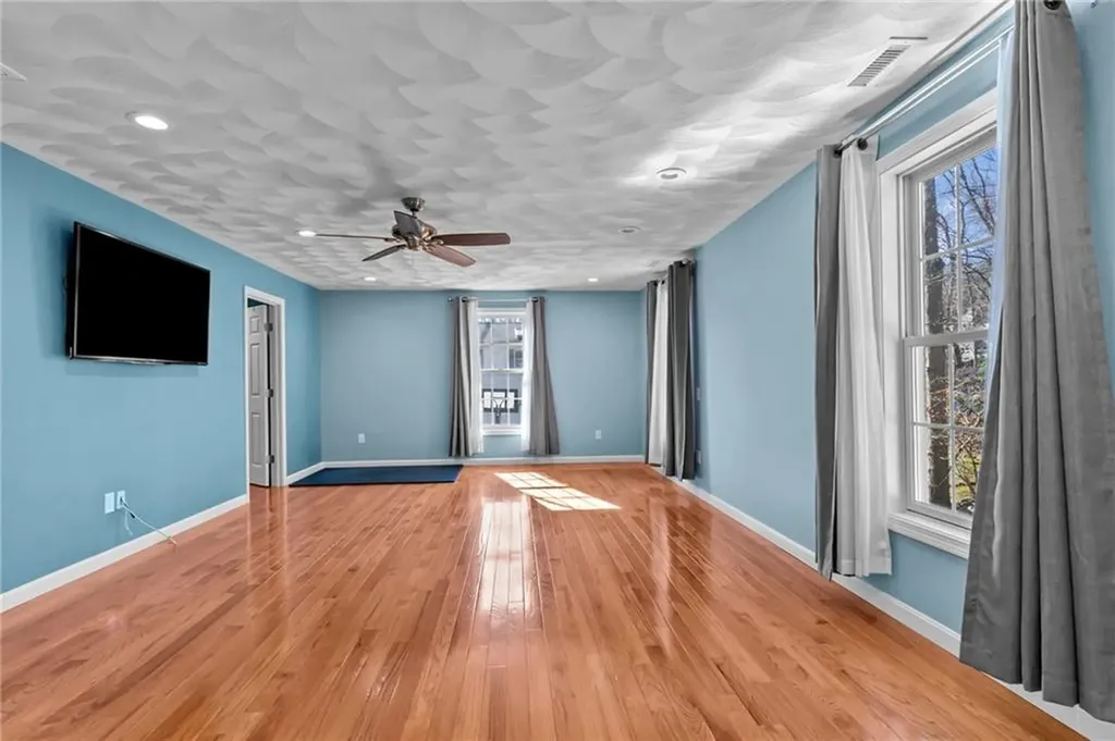 15 Dayton Avenue Johnston RI 02919