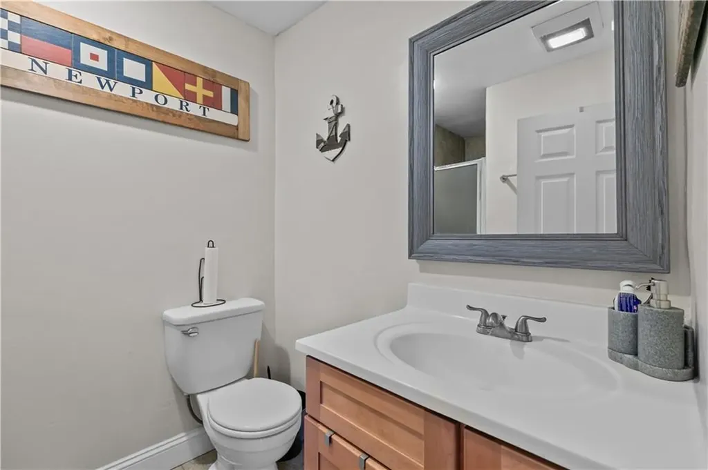 29 Dean Avenue Newport RI 02840