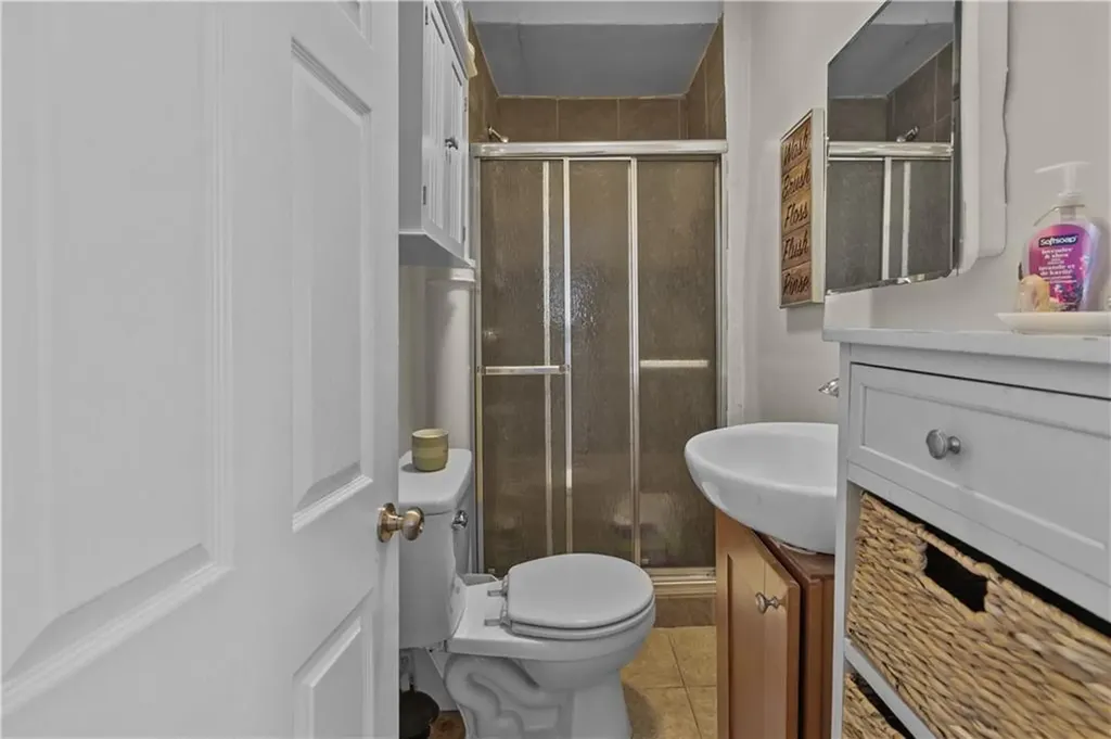 29 Dean Avenue Newport RI 02840