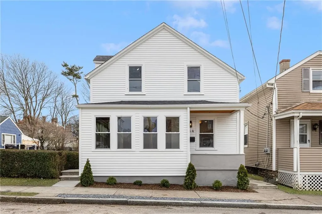15 Sheffield Avenue Newport RI 02840